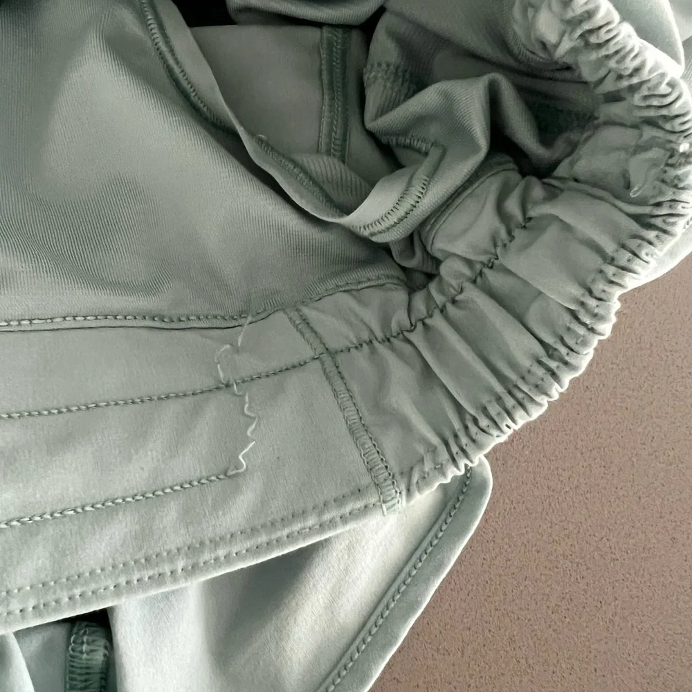 Lululemon Hotty Hot Shorts - Picture 5 of 7